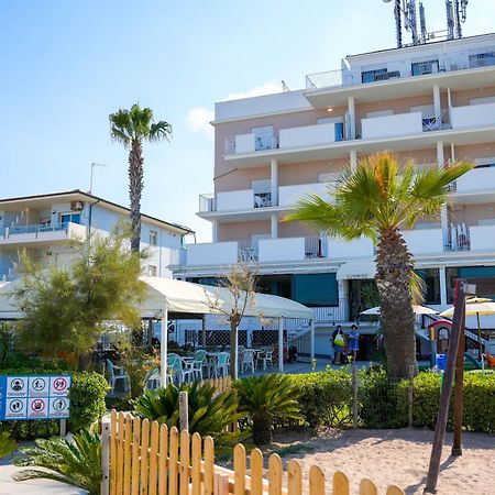 Residence Sunrise San Benedetto del Tronto Eksteriør billede