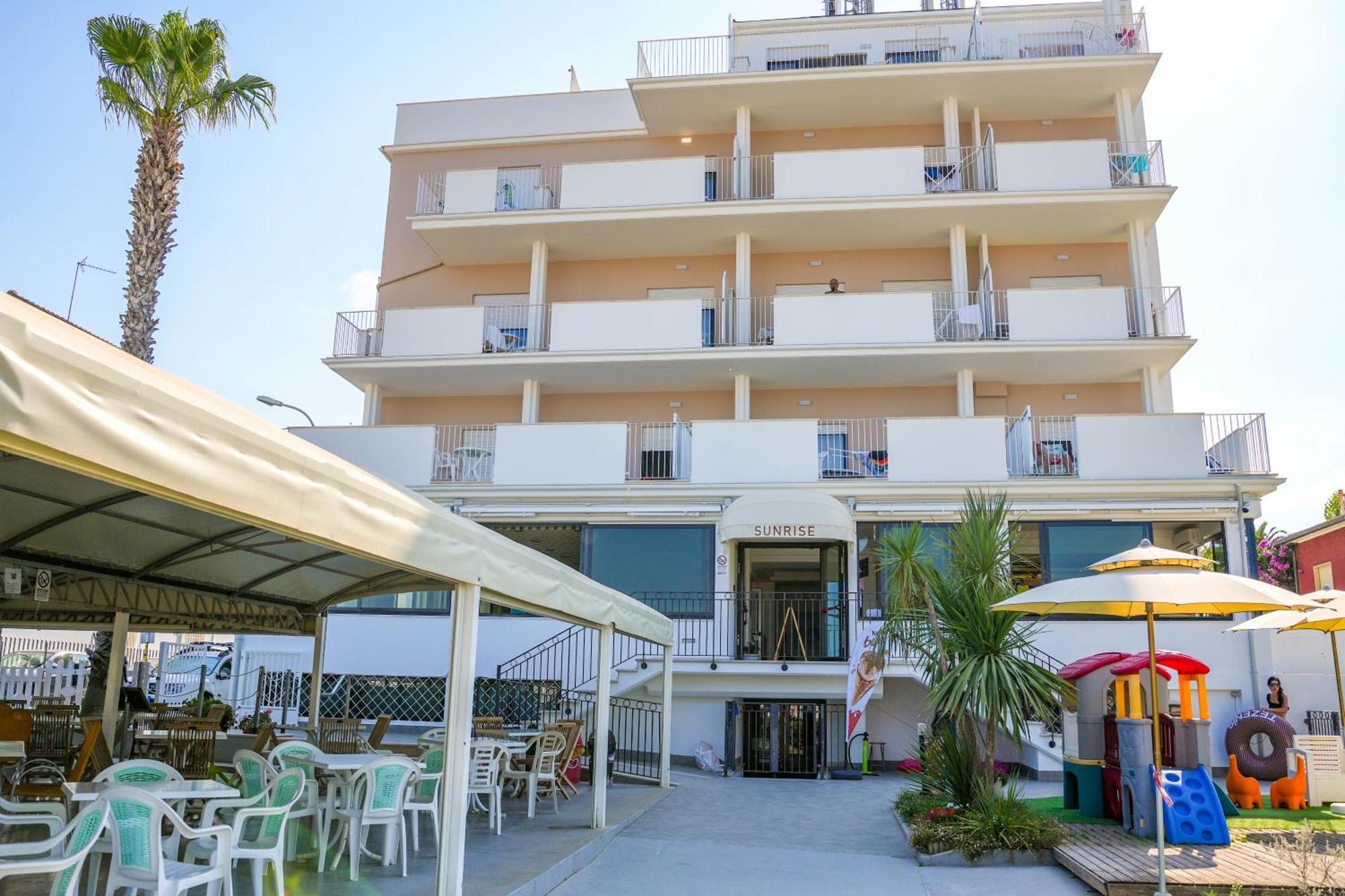 Residence Sunrise San Benedetto del Tronto Eksteriør billede