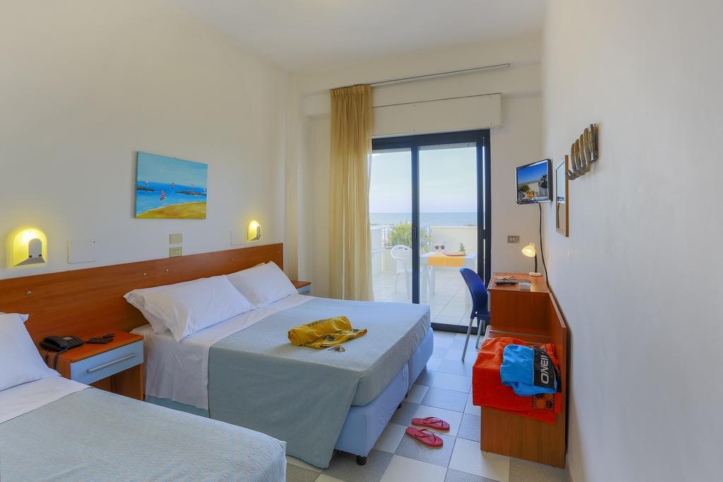 Residence Sunrise San Benedetto del Tronto Eksteriør billede