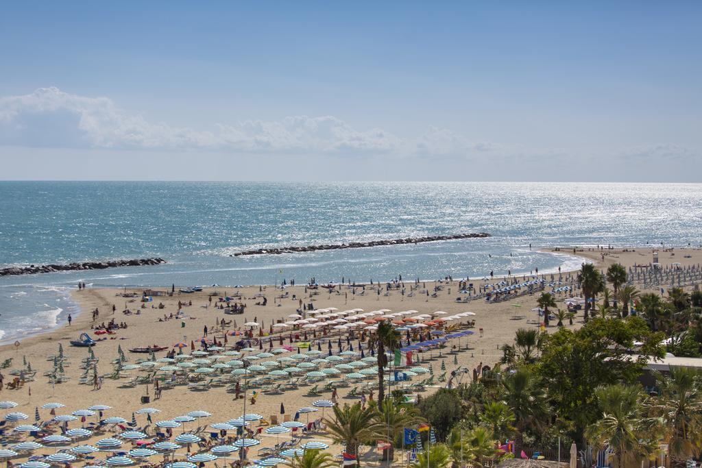 Residence Sunrise San Benedetto del Tronto Eksteriør billede