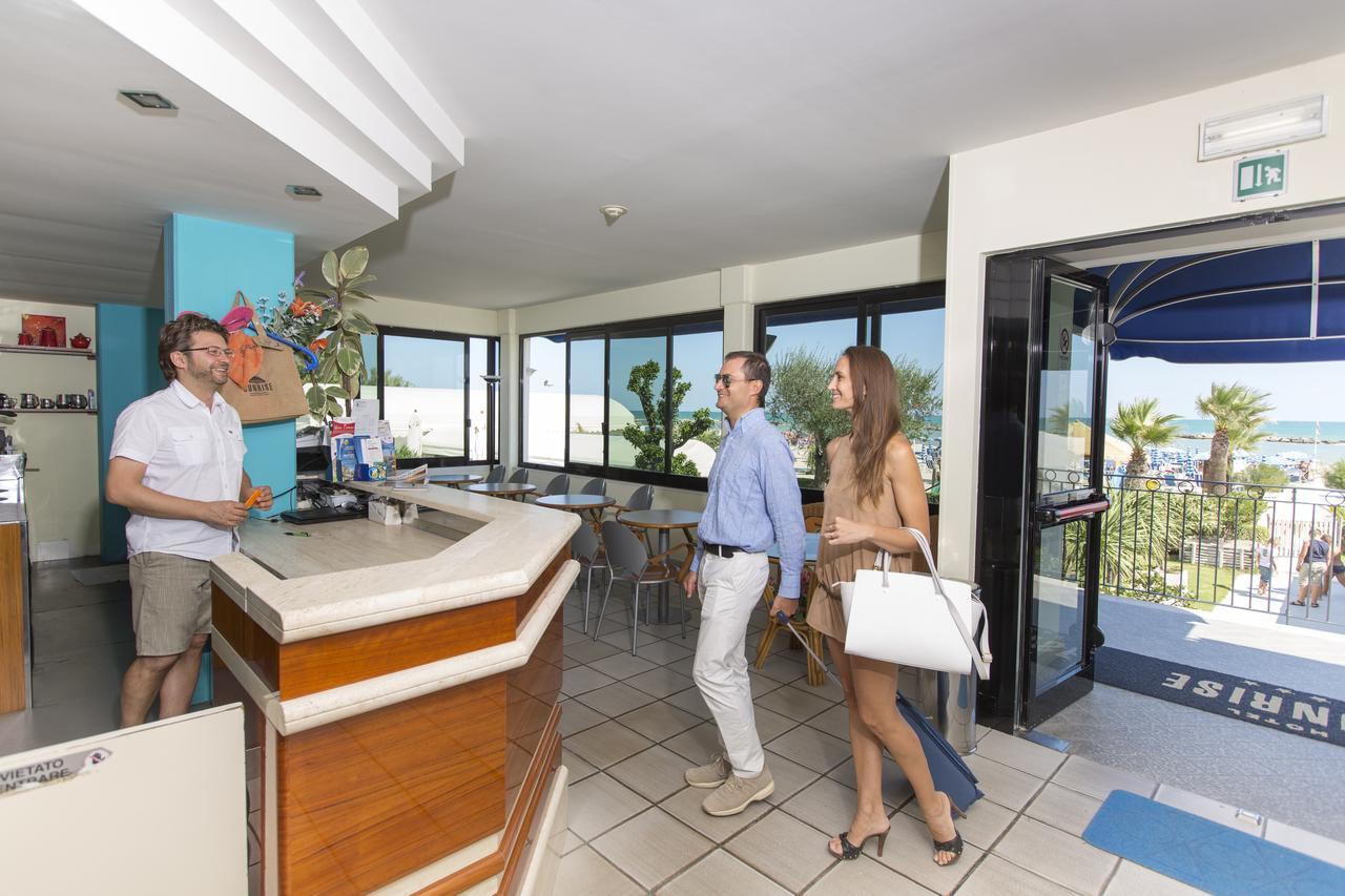 Residence Sunrise San Benedetto del Tronto Eksteriør billede
