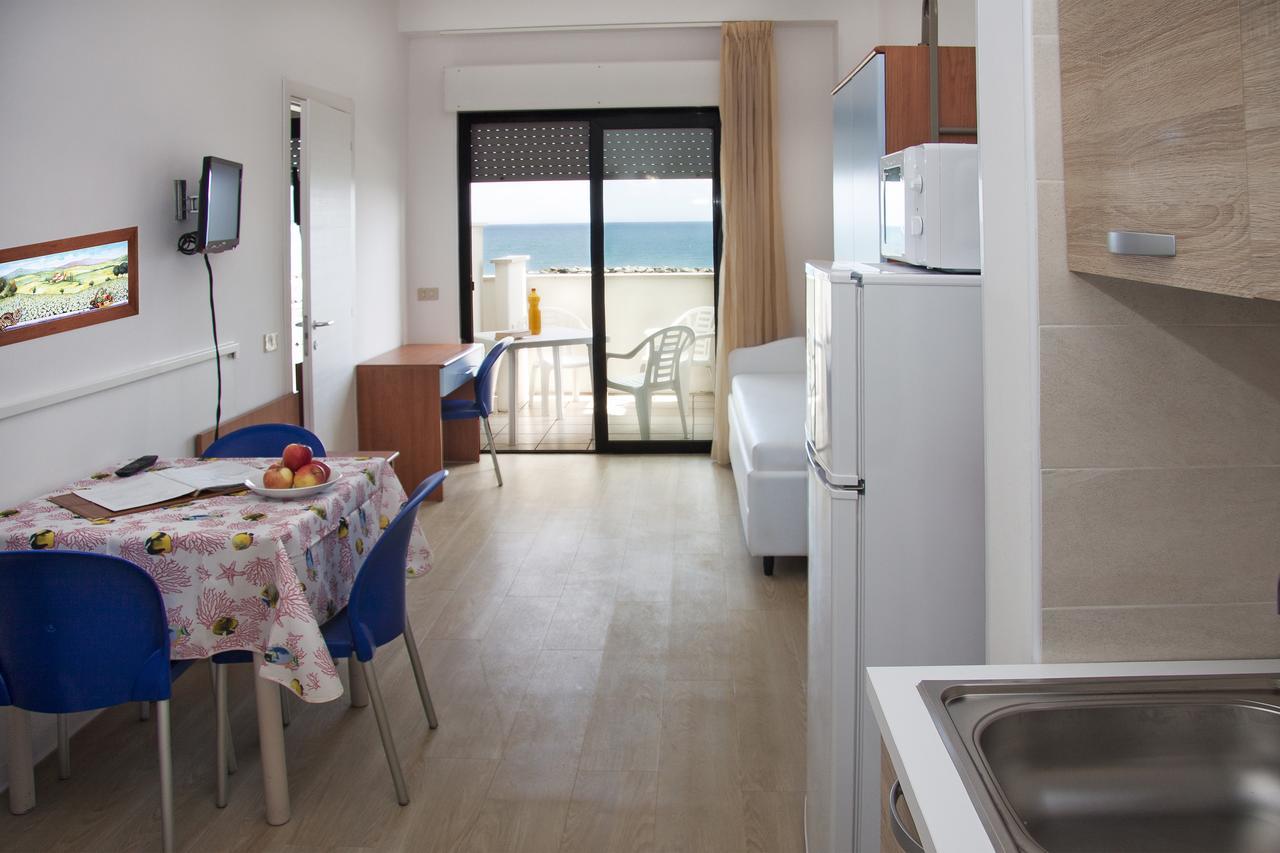 Residence Sunrise San Benedetto del Tronto Eksteriør billede