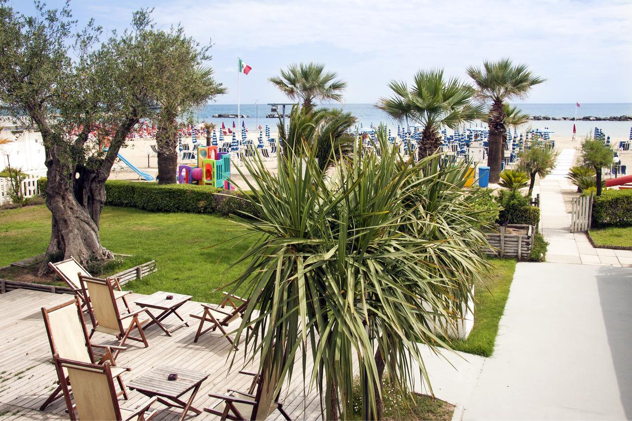 Residence Sunrise San Benedetto del Tronto Eksteriør billede